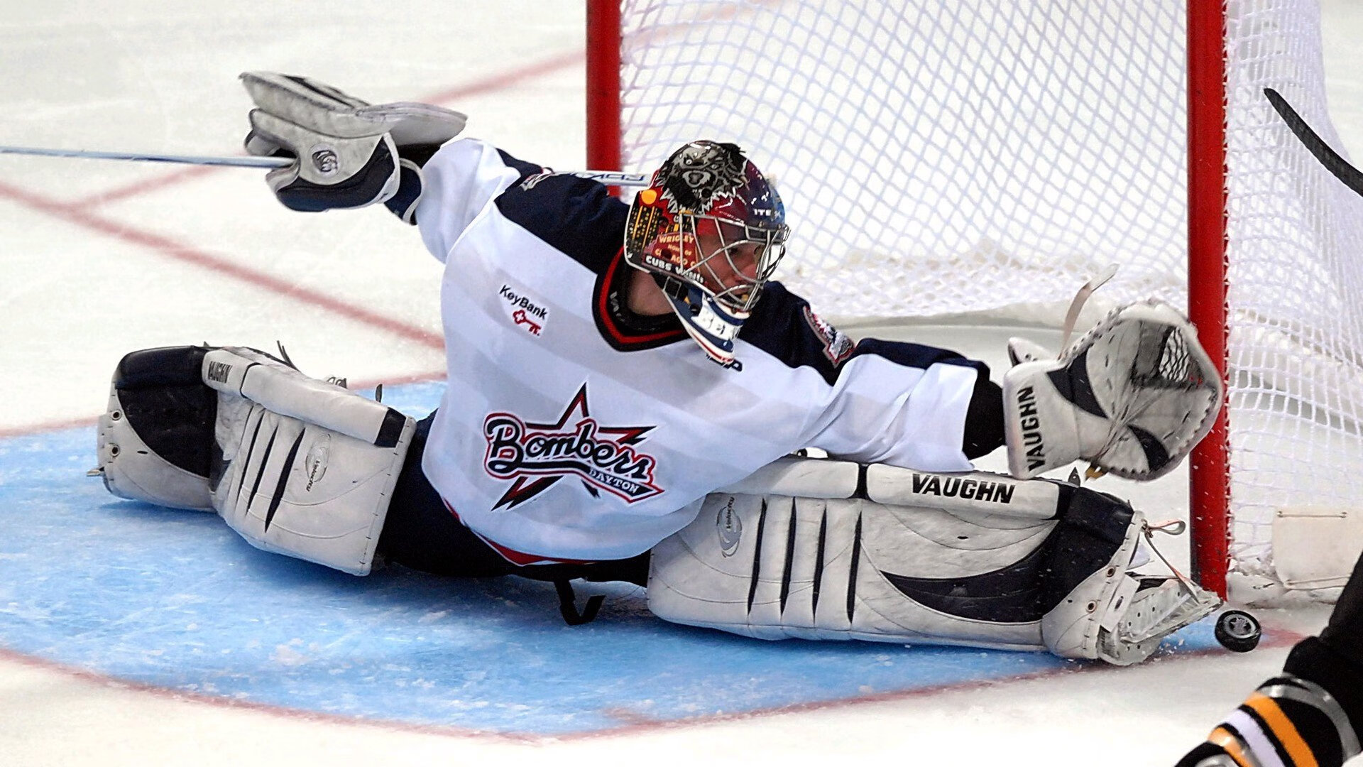 Uzi 77分量子屠杀湖人？全新赛事规则引爆跨次元竞技革命，Uzi联手量子湖人开启跨次元竞技新纪元