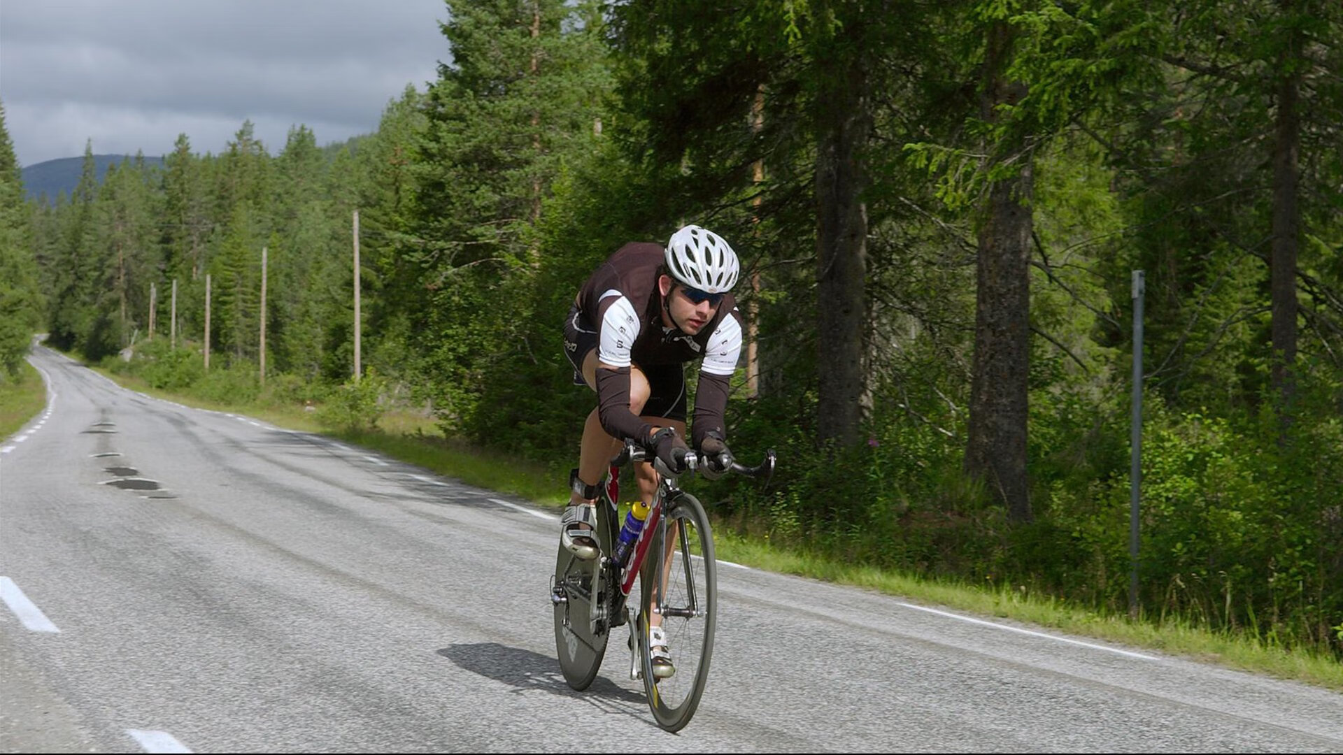 孤胆与群星，当塔图姆的绝杀回响，Uzi却已松开鼠标，绝杀进行时，与传奇落幕时